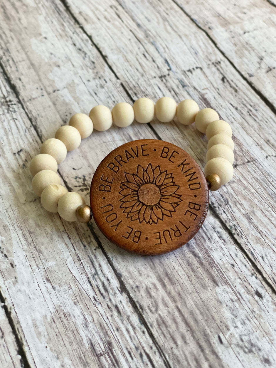 Bracelet & Necklaces